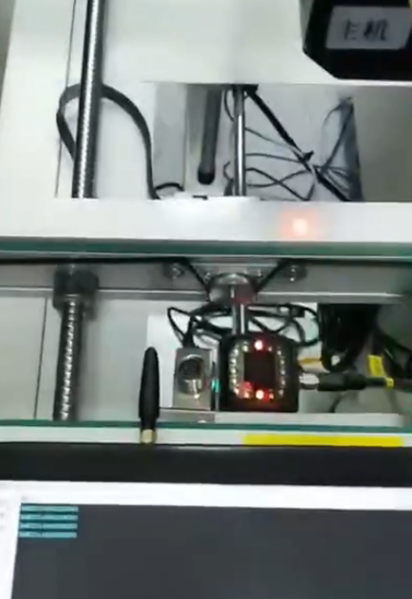 PCB電路板，接駁臺(tái)上方下方組網(wǎng)讀碼，主從機(jī)掃碼.png